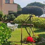 بيت للعطل Casa Con Jardin A 30 Metros De La Playa. Vl. *