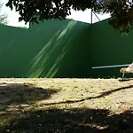 Casa Con Jardin A 30 Metros De La Playa. Vl.