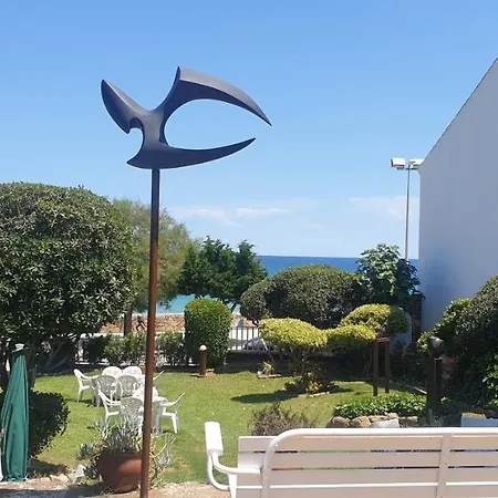 Holiday home Casa Con Jardin A 30 Metros De La Playa. Vl.